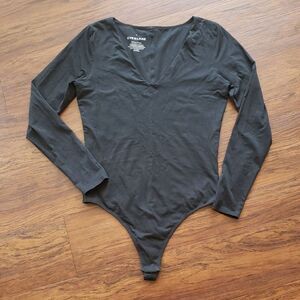 Everlane Womens Black Chic Feminine Workcore Long Sleeve Bodysuit Size Medium